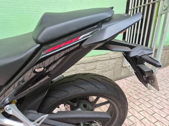 HONDA CB 300F TWISTER CBS 